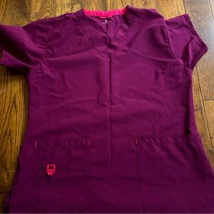 Women’s Carhartt Scrub Top